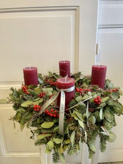 Velký adventní věnec červená